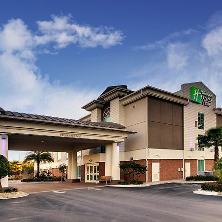 יולי Holiday Inn Express Hotel & Suites Jacksonville North-Fernandina By Ihg מראה חיצוני תמונה