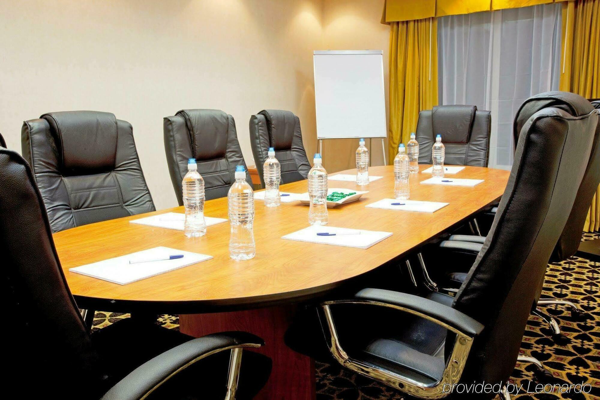 יולי Holiday Inn Express Hotel & Suites Jacksonville North-Fernandina By Ihg מראה חיצוני תמונה
