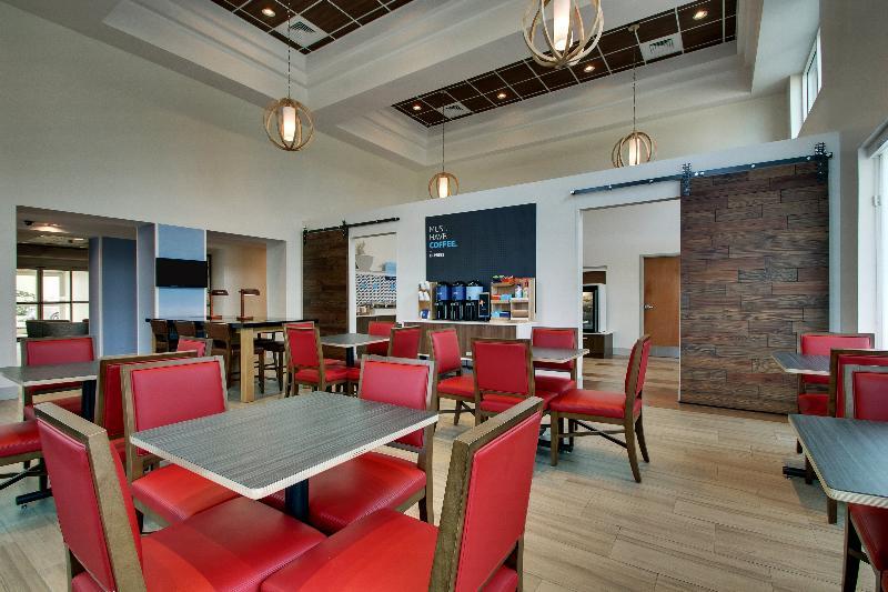 יולי Holiday Inn Express Hotel & Suites Jacksonville North-Fernandina By Ihg מראה חיצוני תמונה
